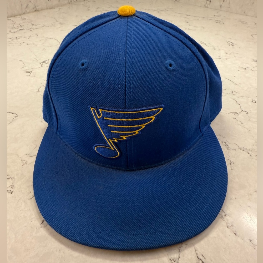 St. Louis Blues Fitted Mitchell & Ness Hat 7 1/8